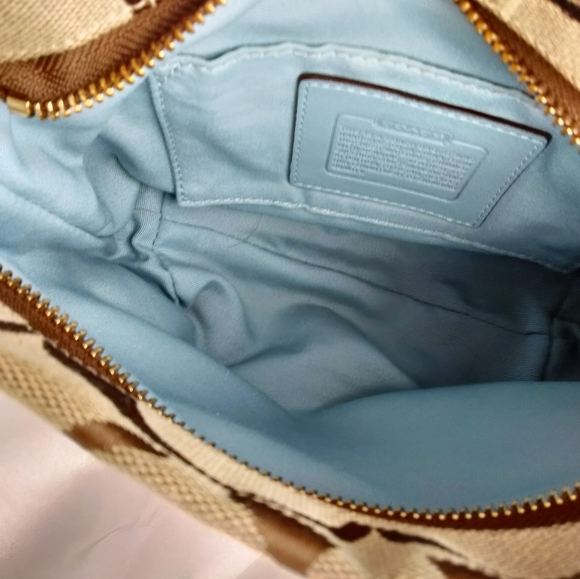 COACH Blue/Brown signature Vintage Handbag - Picture 11 of 15